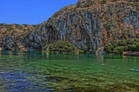 lake vouliagmeni